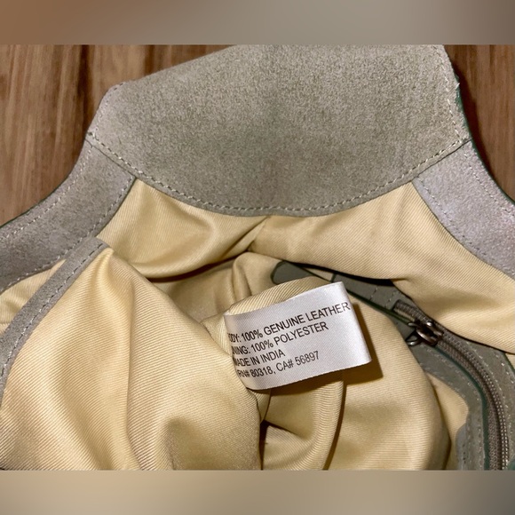 NWOT 𝑳𝒖𝒄𝒌𝒚 𝑩𝒓𝒂𝒏𝒅 𝑔𝑒𝑛𝑢𝑖𝑛𝑒 𝑙𝑒𝑎𝑡ℎ𝑒𝑟 𝐻𝑜𝑏𝑜 𝑏𝑎𝑔 - Picture 12 of 16